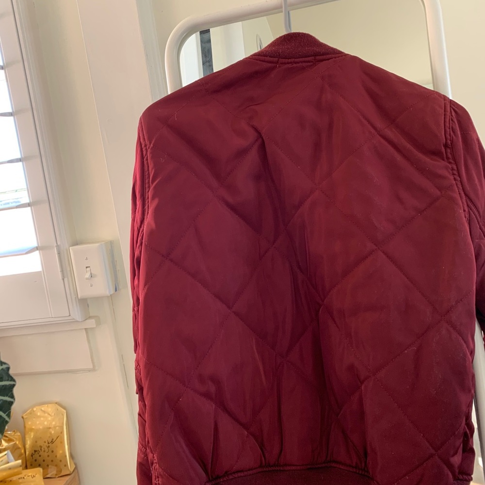 Cropped red bomber jacket - Picture 4 of 5